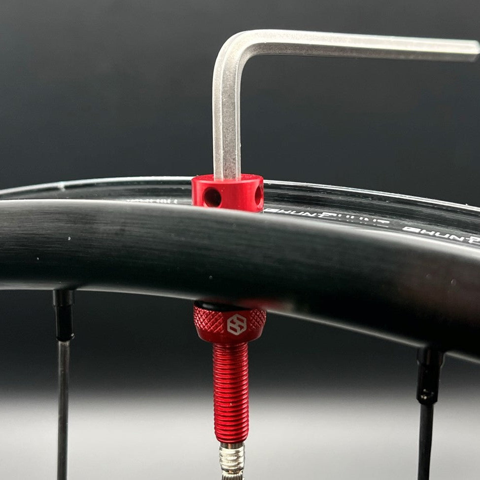 Senhit tubeless valves installation